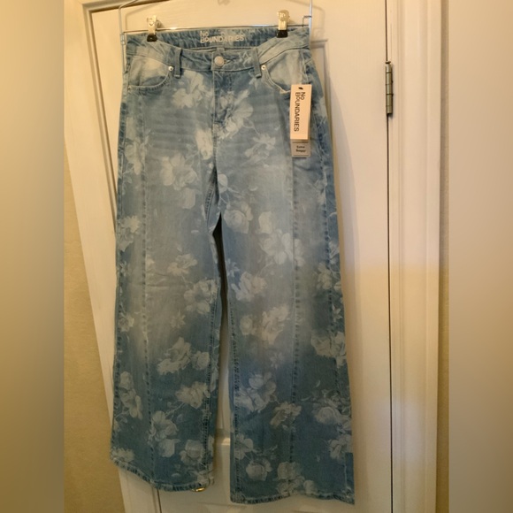 No Boundaries Light Blue Floral Wide-Leg Jeans - Picture 3 of 8